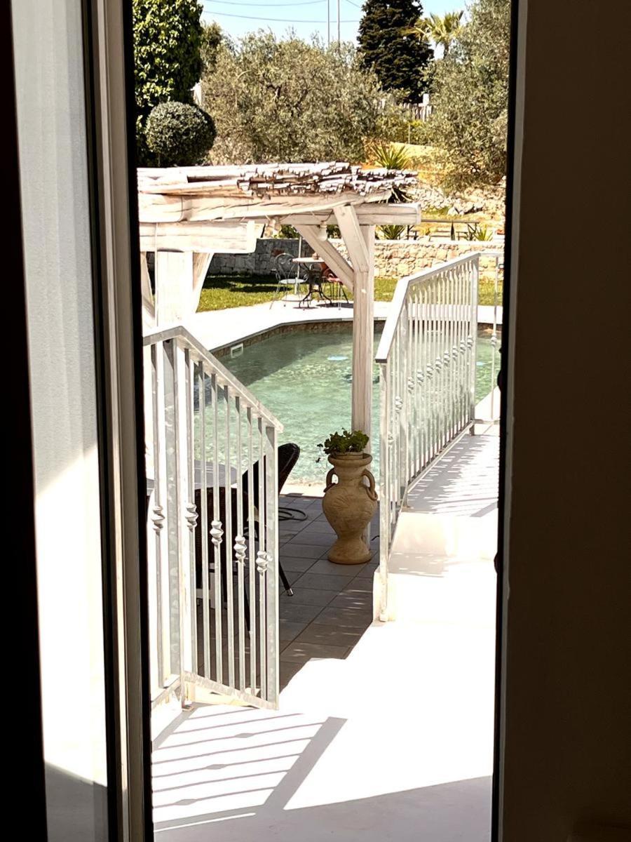 Al Trulletto Villa Ceglie Messapica Eksteriør bilde